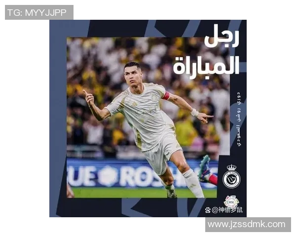 足球员出轨风波再起球星私生活引发热议与球迷强烈关注